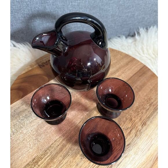 Vintage Cambridge Decanter with Three Cordial Glasses - Picture 2 of 6